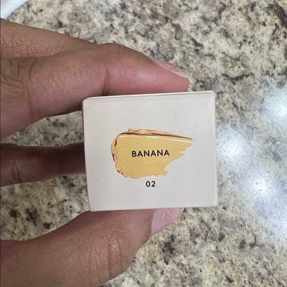 5/$35 NIB Fenty beauty match stix correcting skinstick in shade banana - Picture 13 of 13